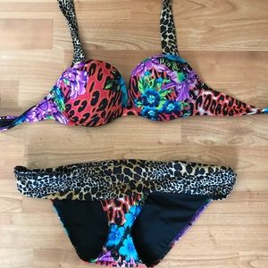 Victoria secret push up bomb shell bikini